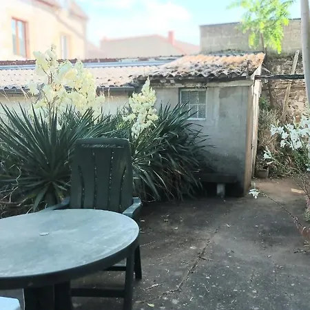 Petit Havre De Paix Dans Bourbon-lʼArchambault